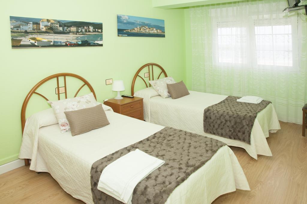 Hostal Buenavista San Ciprian  Luaran gambar